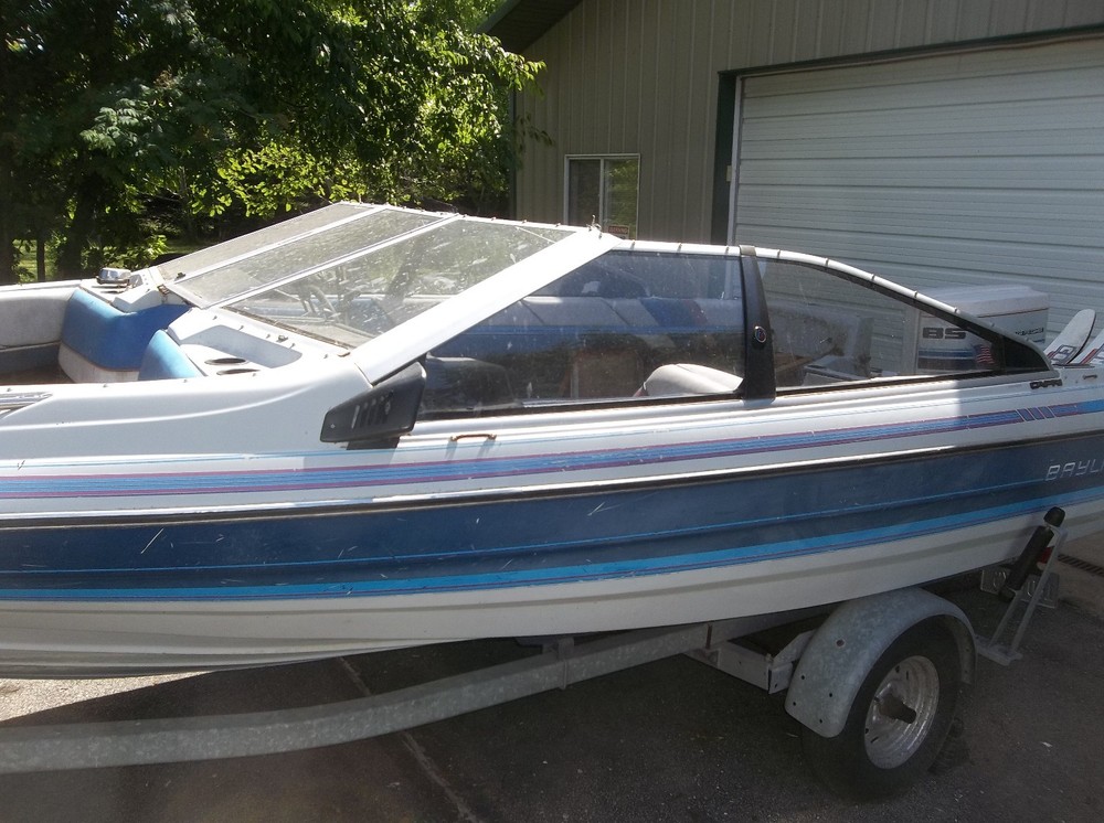 Bayliner Capri & Cobra Windshield & Side Glass Sections READ FULL DESCRIPTION