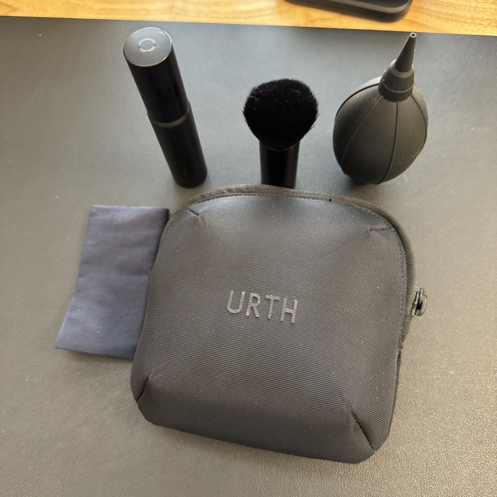 Urth Lens Cleaning Kit