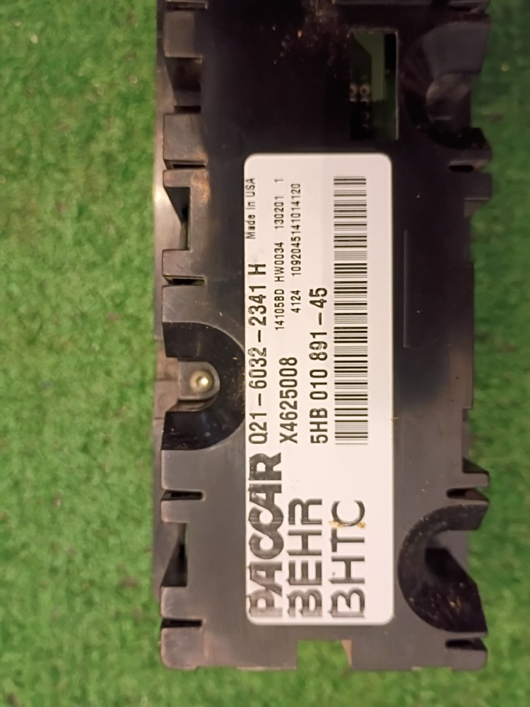 Peterbilt HVAC Control Buttons