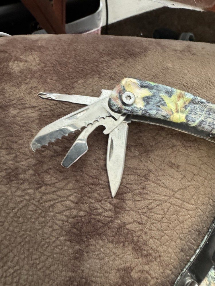 Folding Multi-Tool Knife Plier