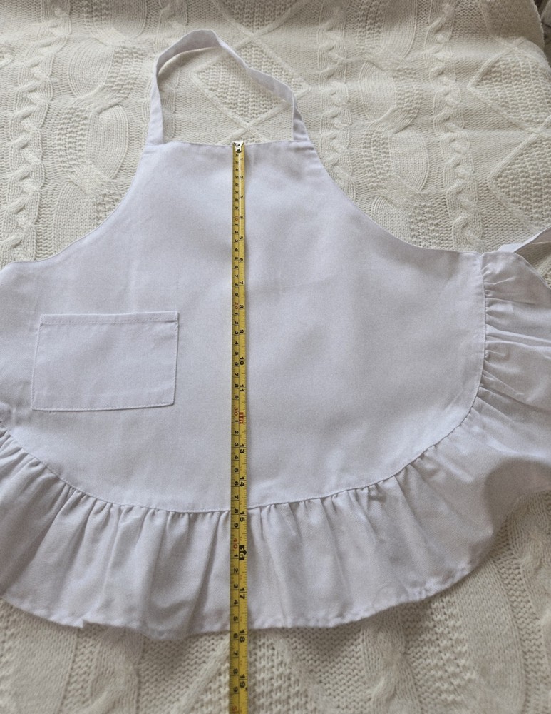 Child's Apron With Ruffle