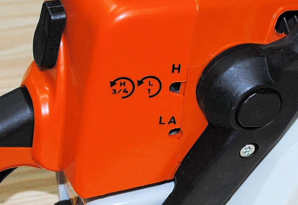 Stihl Chainsaw Carburetor setting screws Decals