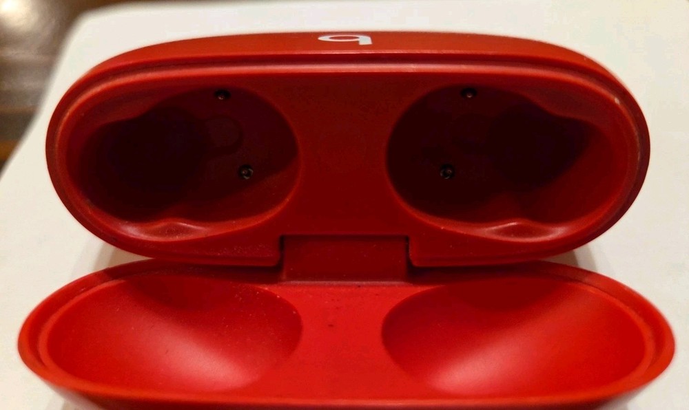 Replacement Beats Studio Buds Red Dock Case Charger