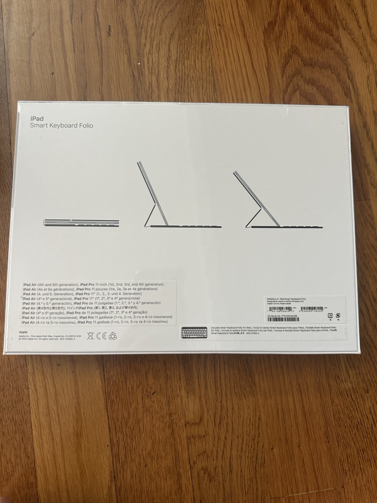 New, Apple Smart Keyboard Folio for 11-inch iPad Pro, US English, MXNK2LL/A