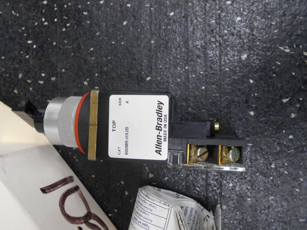ALLEN BRADLEY 800MR-HH2BLAK SMALL ROUND SELECTOR SWITCH UNIT SER C