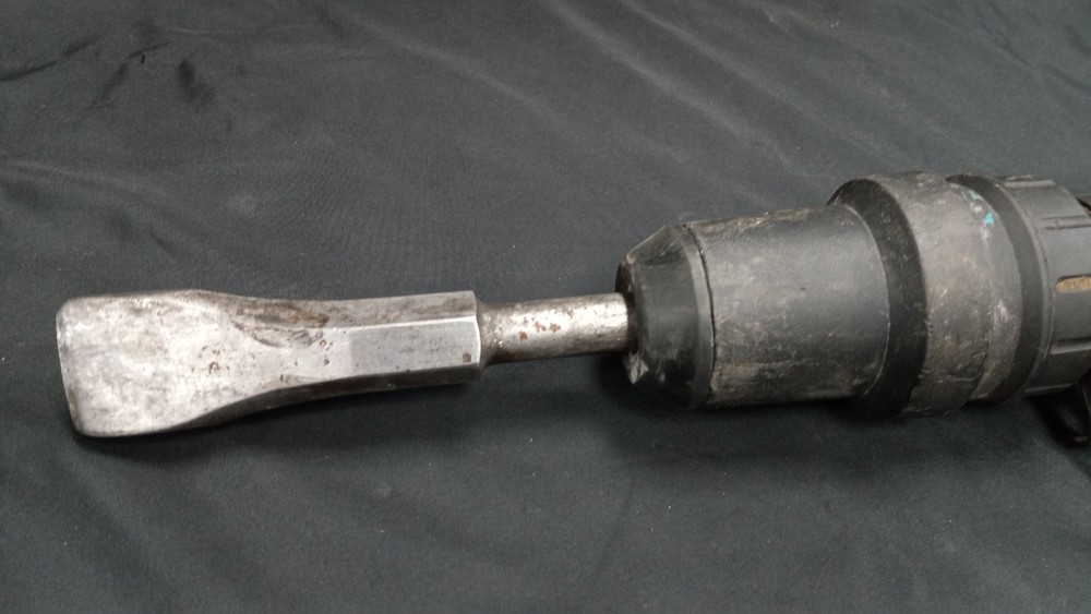 Bosch 11316evs Variable Speed SDS-Max Demolition Hammer (NO HANDLE)