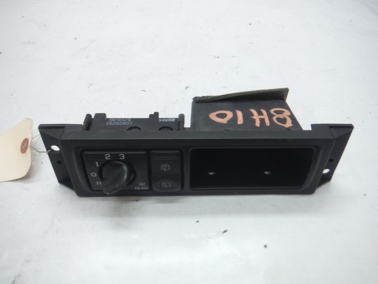2003 CHEVY VENTURE A/T REAR A/C CLIMATE CONTROL PANEL OEM 2001 2002