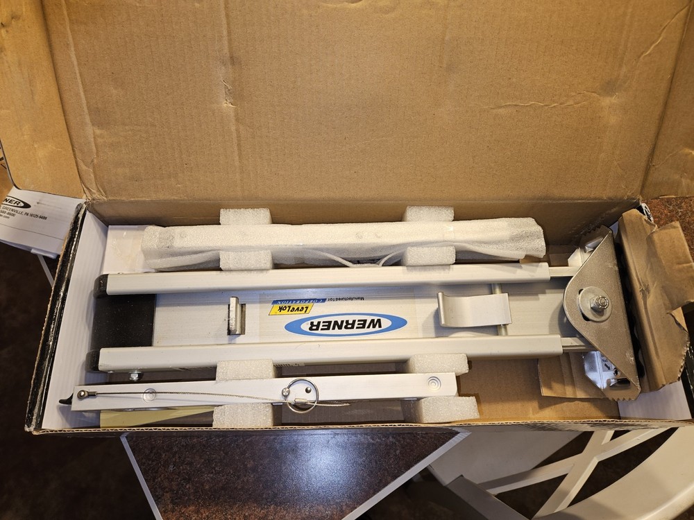 Werner PK70-1 QuickClick LeveLok Ladder Stabilizer Leveler Kit
