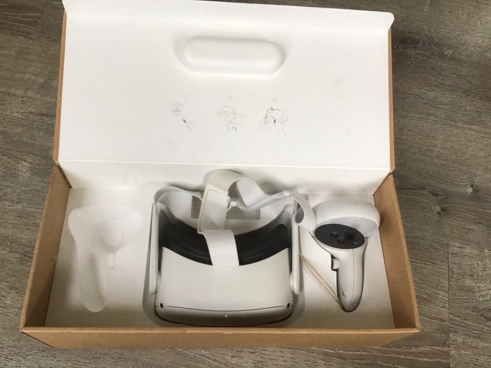 Meta Quest 2 Headset and Right Controller In Original Box Tested Working