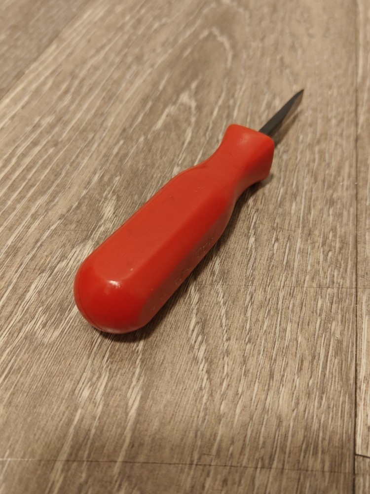 Mac Tools USA Vintage Flat Screwdriver Red Hard Handle PH2A