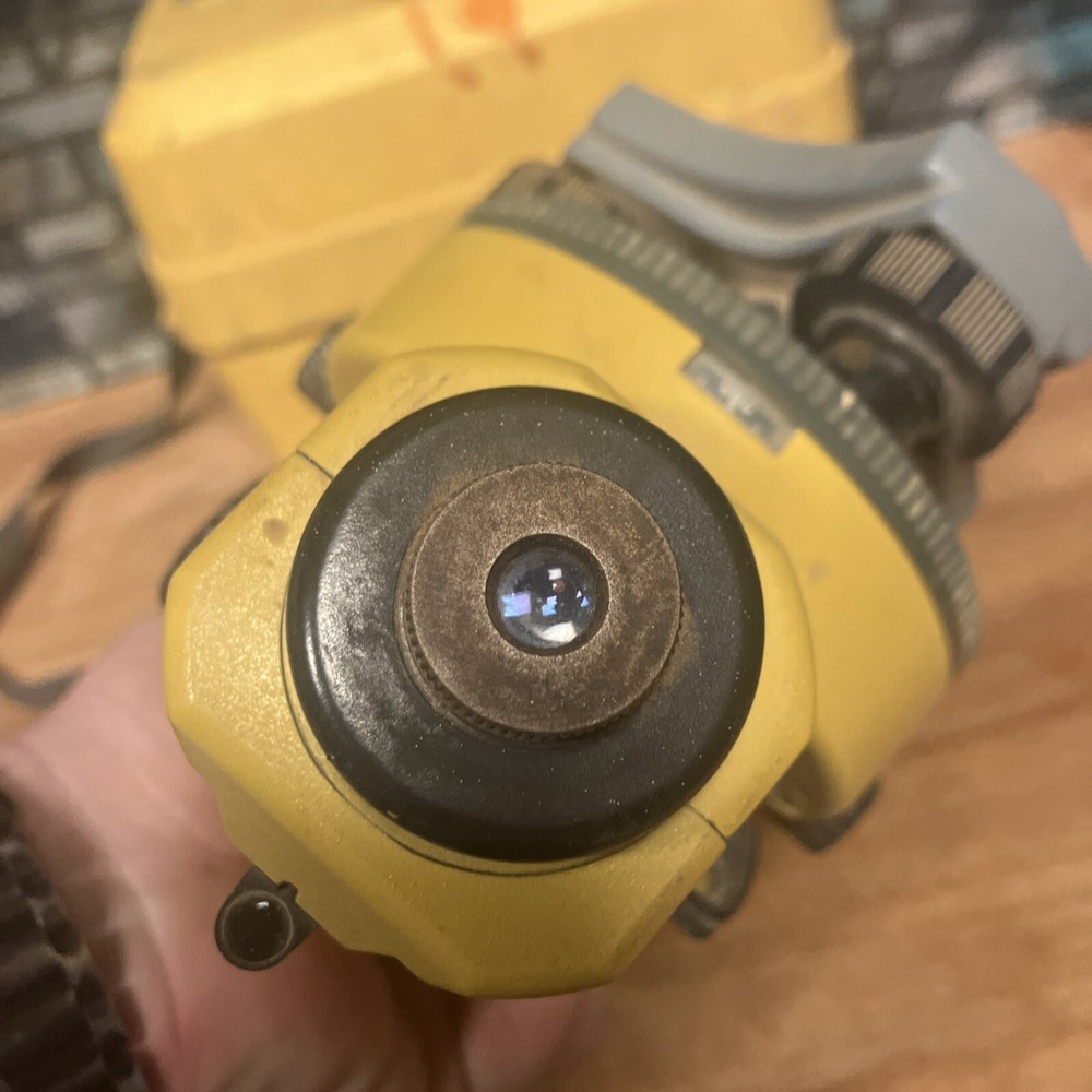 Survey Auto Level - Spectra Precision AL28M with Hard Case Untested - Clear View