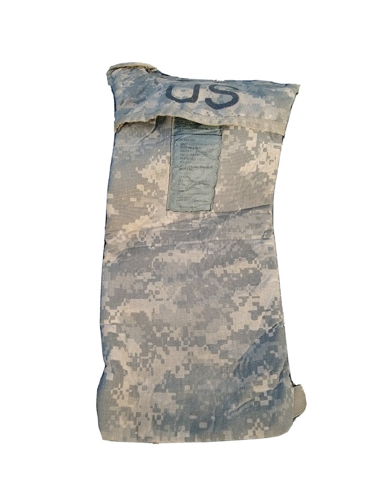 MOLLE II ACU HYDRATION POUCH