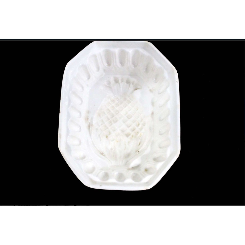 Antique Victorian Pineapple Footed Pudding Mold Ironstone Footed Baking Mold