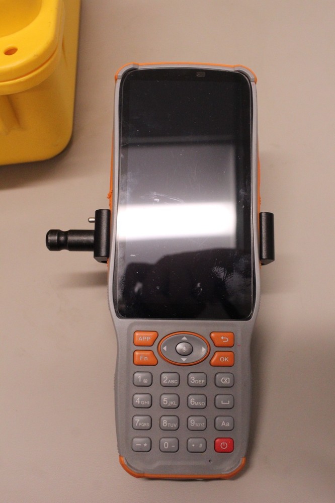 CHC i83 Rover, iBase Receiver, & Handheld Data Collector Bundle *Used*