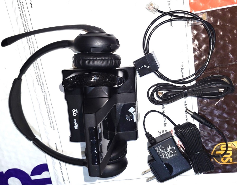 Plantronics Savi W720 Multi-device Noise-Cancel Wireless Headset System. *Great*
