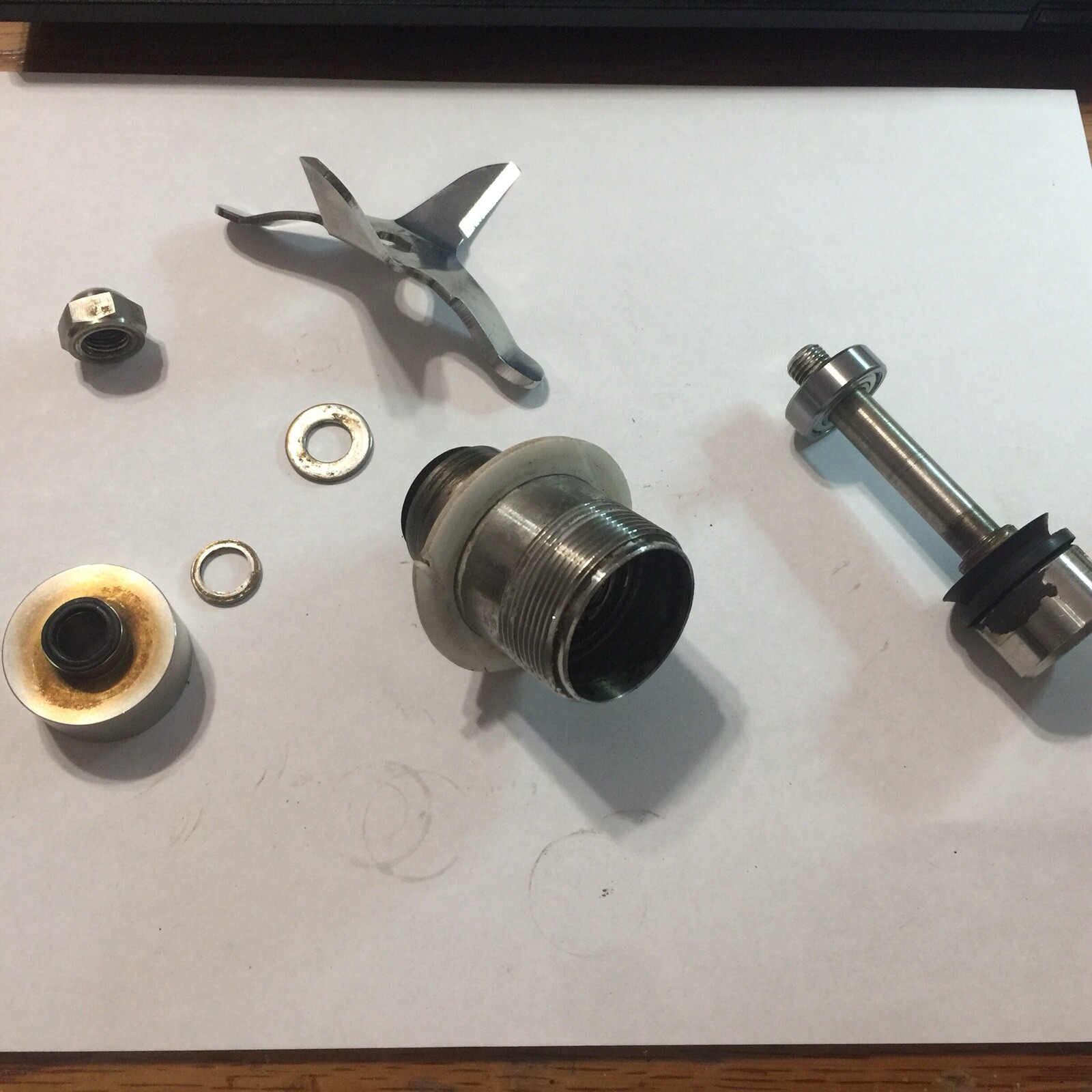 2 pieces Waring bearing 018386+V-seals REBUILD KIT for cb6 cb10 cb15 blender