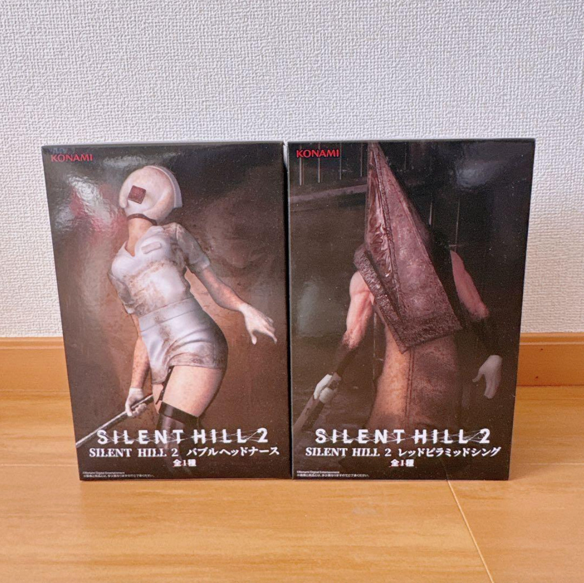 NEW SILENT HILL 2 Red Pyramid Thing & Bubble Head Nurse Figure Set Konami Japan