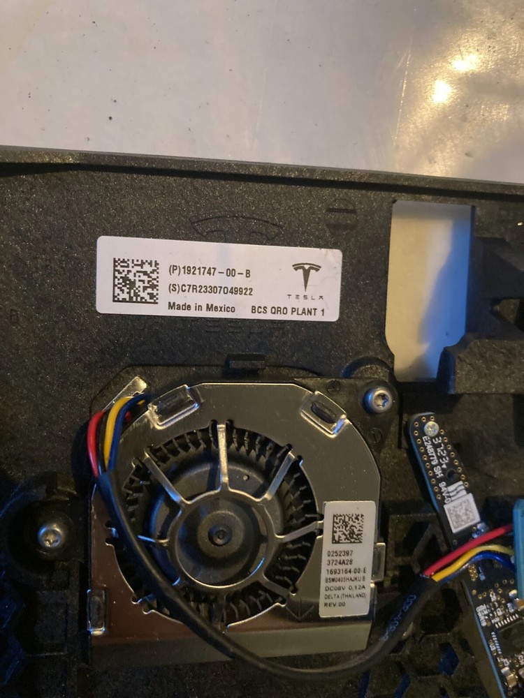 Tesla Model S Windshield Camera Bracket Assembly 2021-2024 1921747-00-B