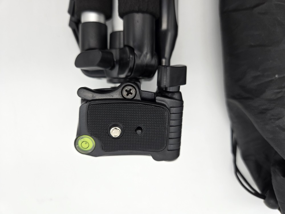 Xit XT57TRS Tripod 57" Lightweight Camera Stand Quick Release Mount with Case