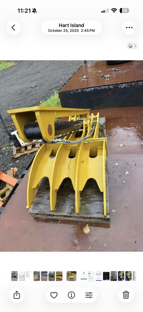 Cat 320 Thumb
