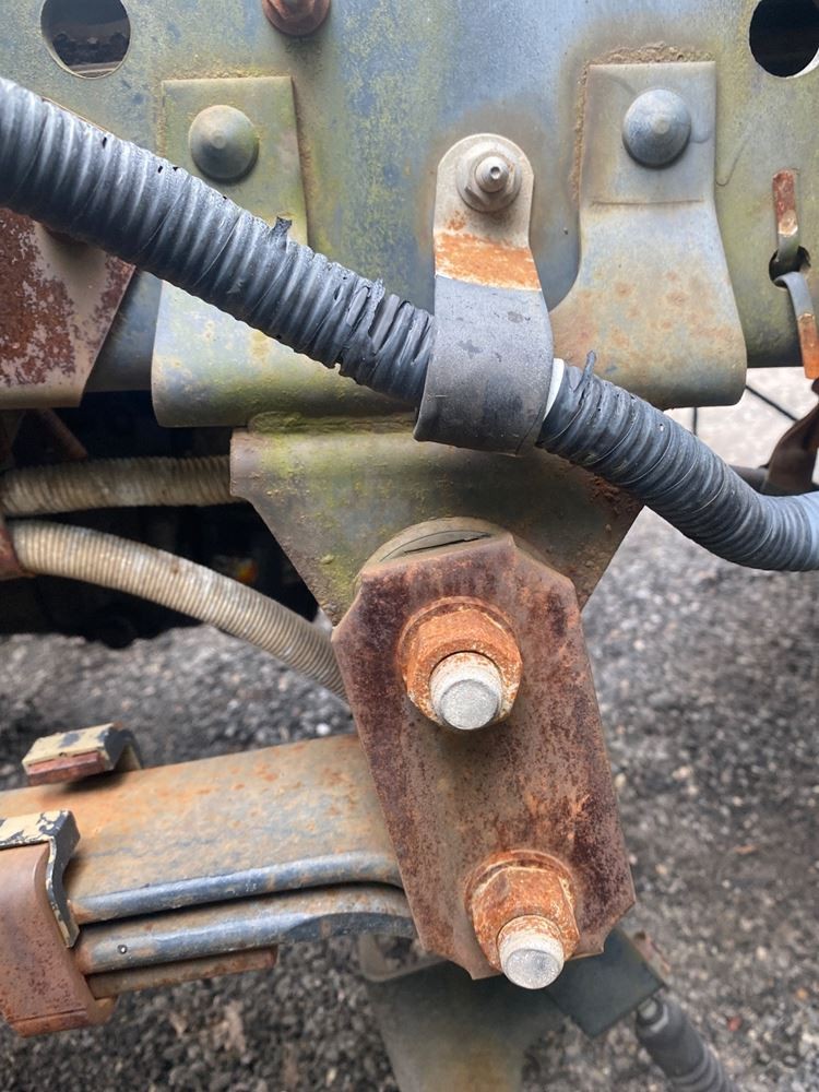 Front Leaf & Springs N/A Used P-12208