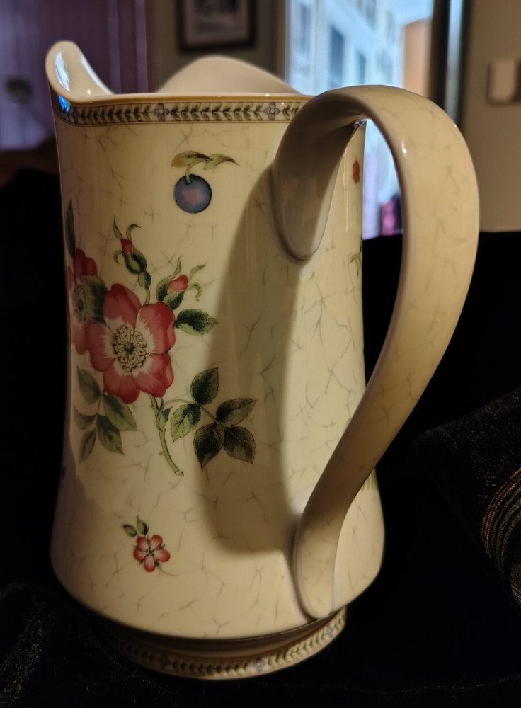 Wedgewood "Fleur" Pitcher-Made in Japan-EUC