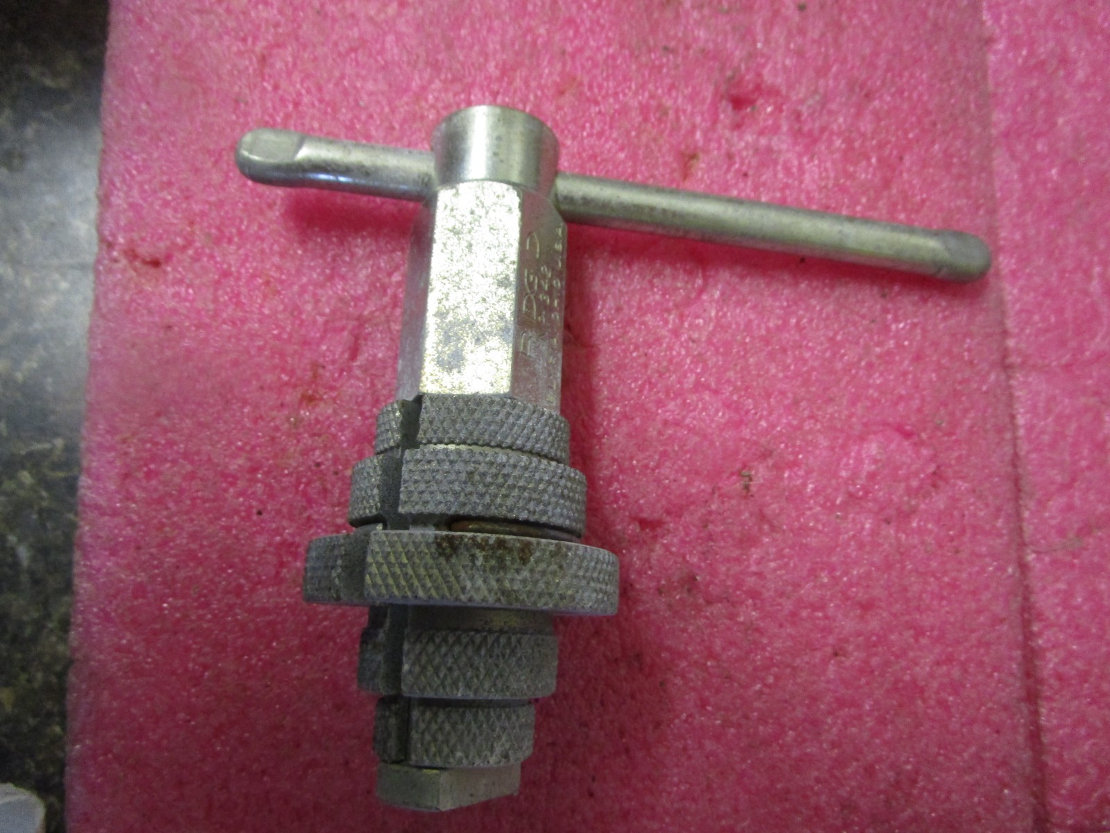 Ridgid 31405 342 Internal Wrench 4 1/2", 1" - 2" Pipe Capacity, 15/8 lbs