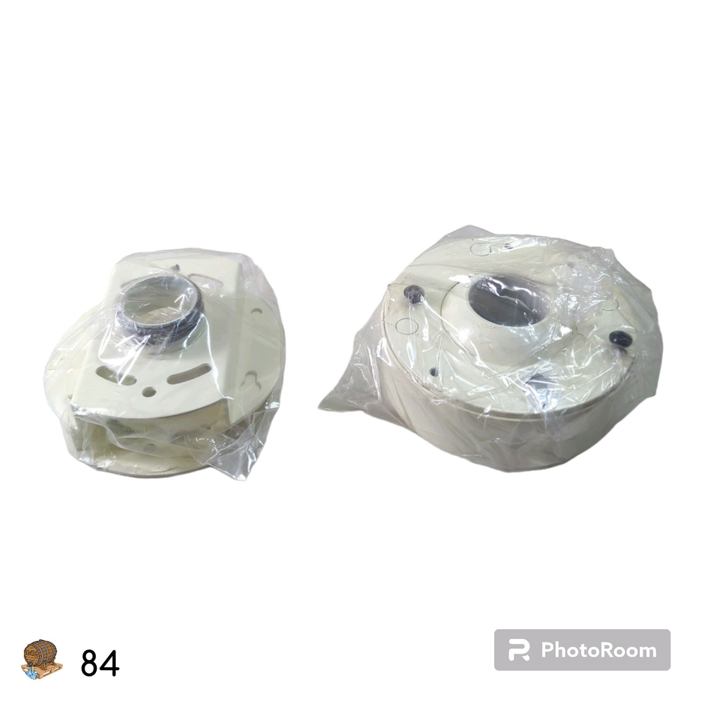 HANWHA TECHWIN SBP-302CMS Mounting Adapter Kit for Network Camera (Ivory)