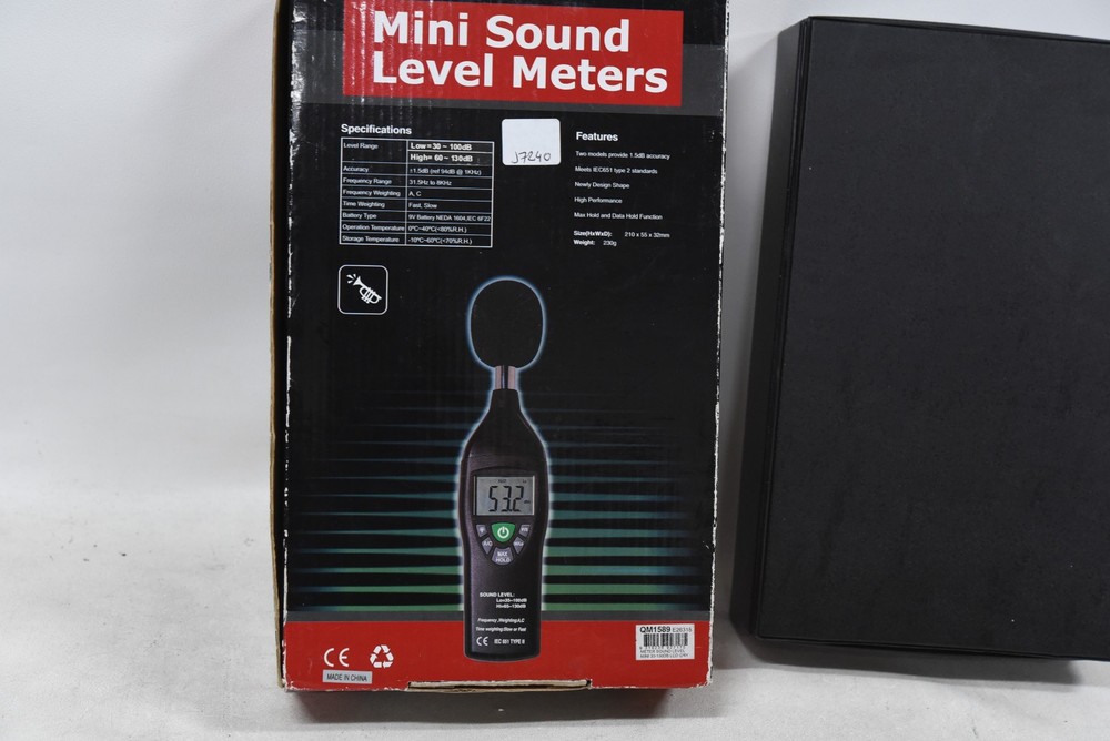 Digitech QM-1589 Compact Digital Sound Level Meter with Case
