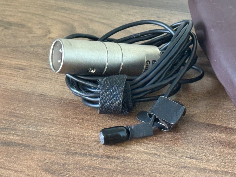 Phantom Powered Audio Guitar Microphone