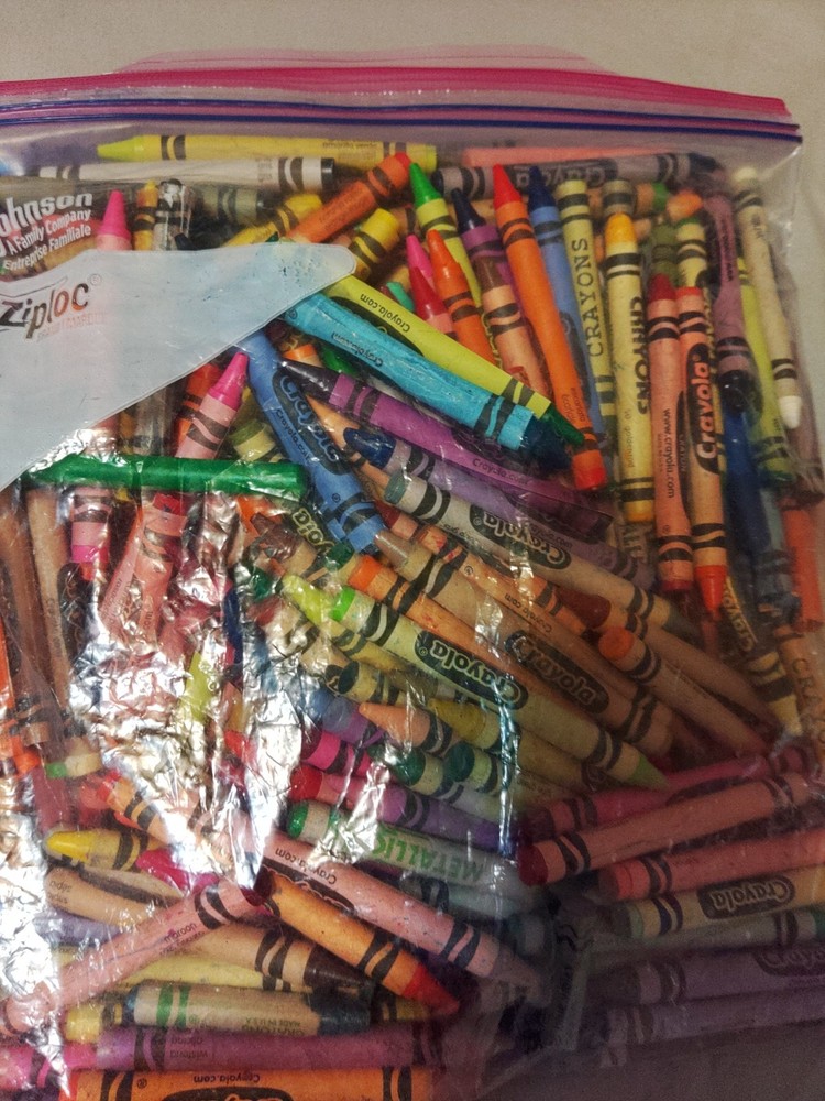 CRAYONS