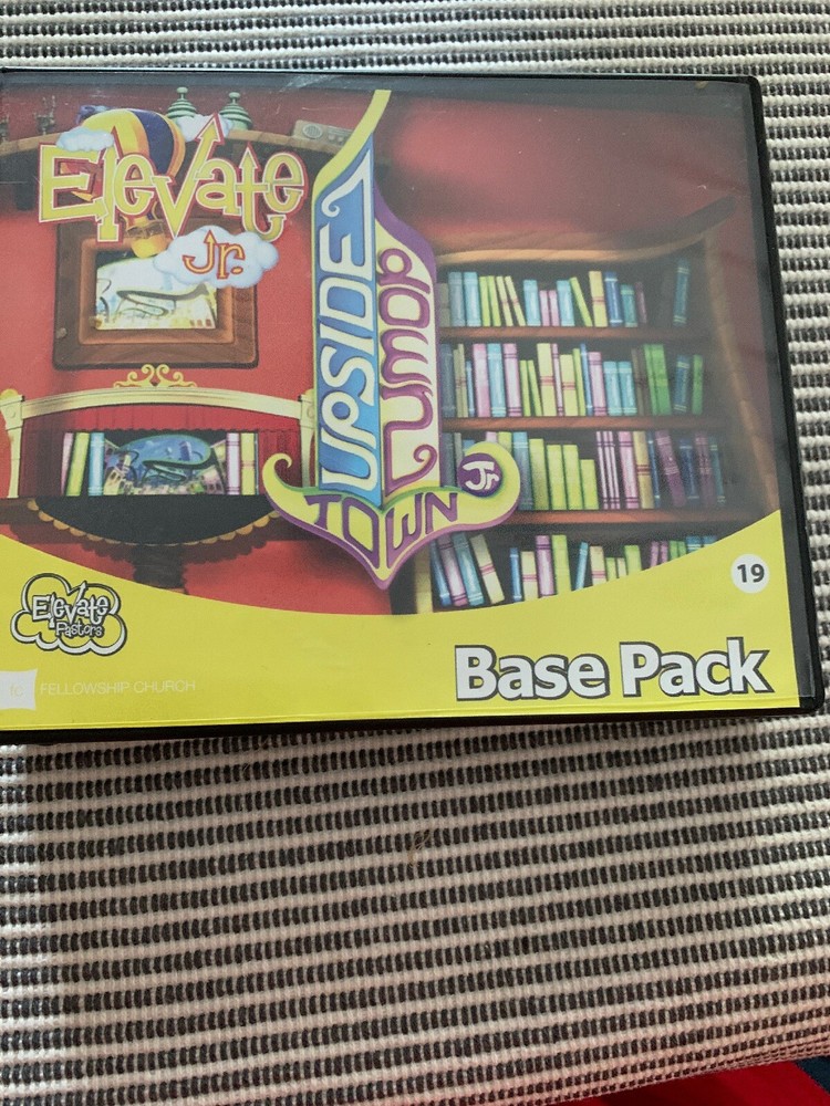ELEVATE PASTORS ELEVATE JR Upside Down Town Jr. Base Pack