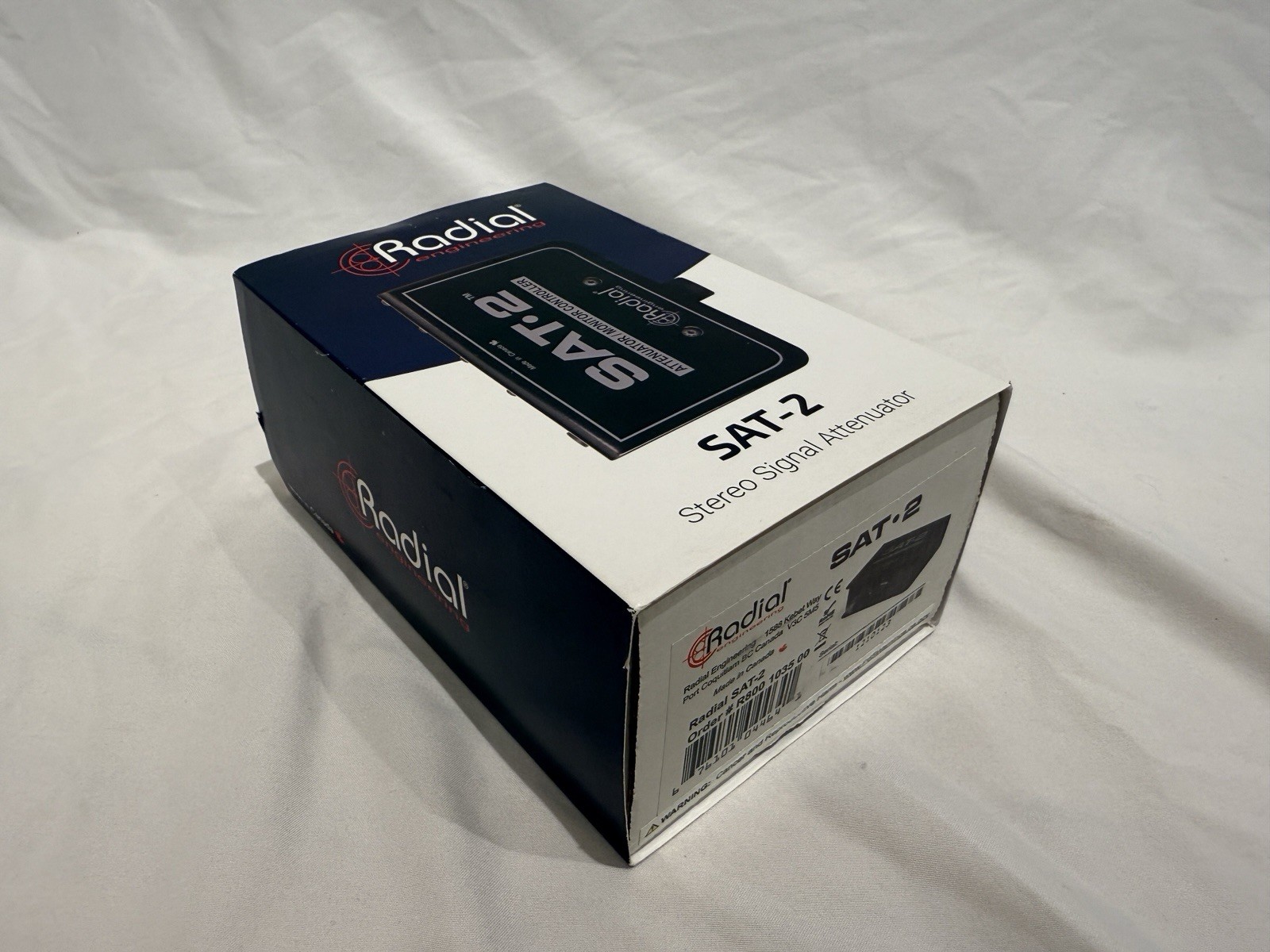 Radial Engineering SAT-2 Stereo Monitor Controller and Audio Attenuator w/ Box