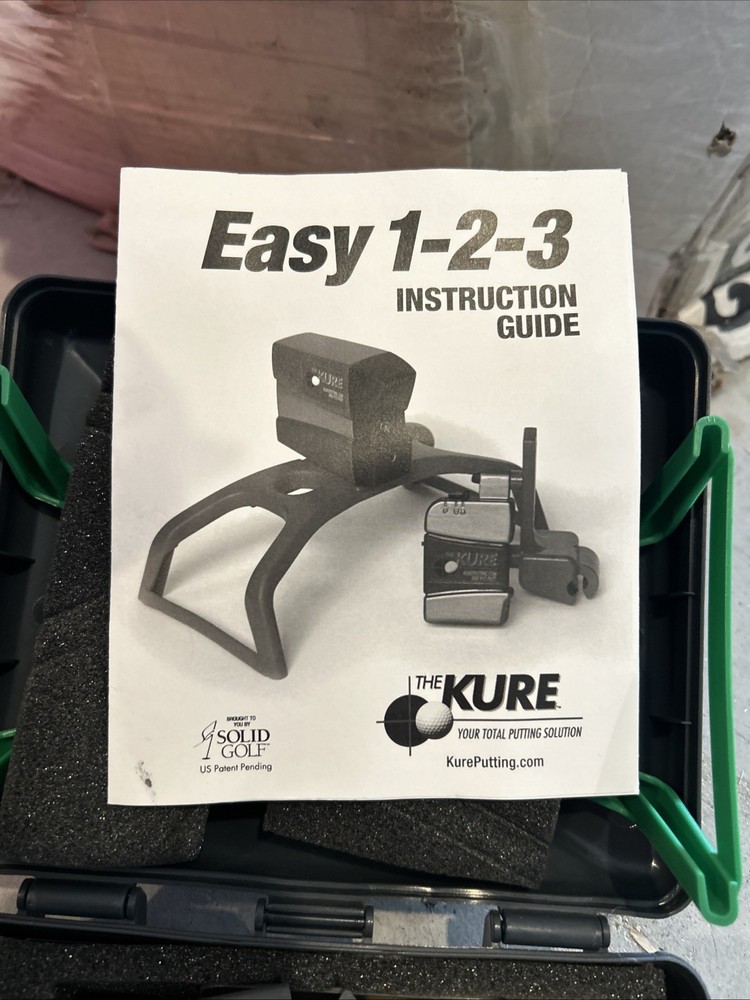 The KURE PUTTING SOLUTION TRAINING KIT
