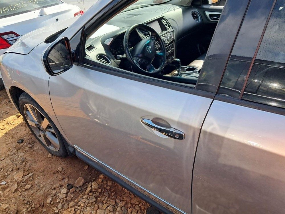 PATHFINDR 2014 Glove Box 4791880