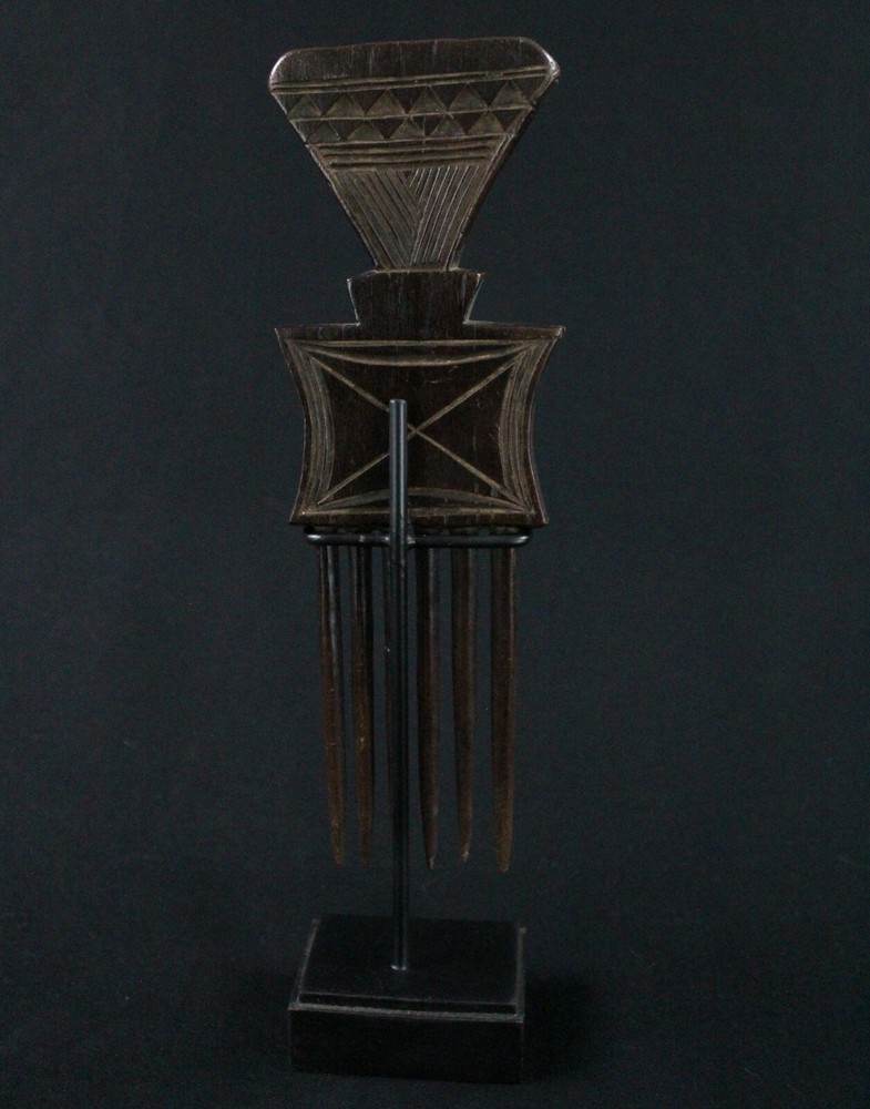 African Tribal Comb - Bété Comb On Stand - 20 Cms