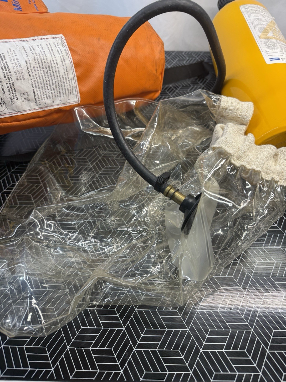 North Model 850 Respirator Emergency Escape Breathing Apparatus