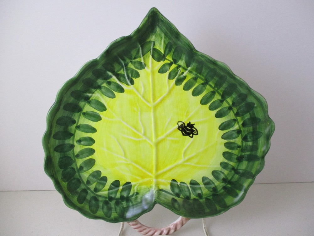 PRESENT TENSE LEAF DESSERT PLATE 8" - 1305H