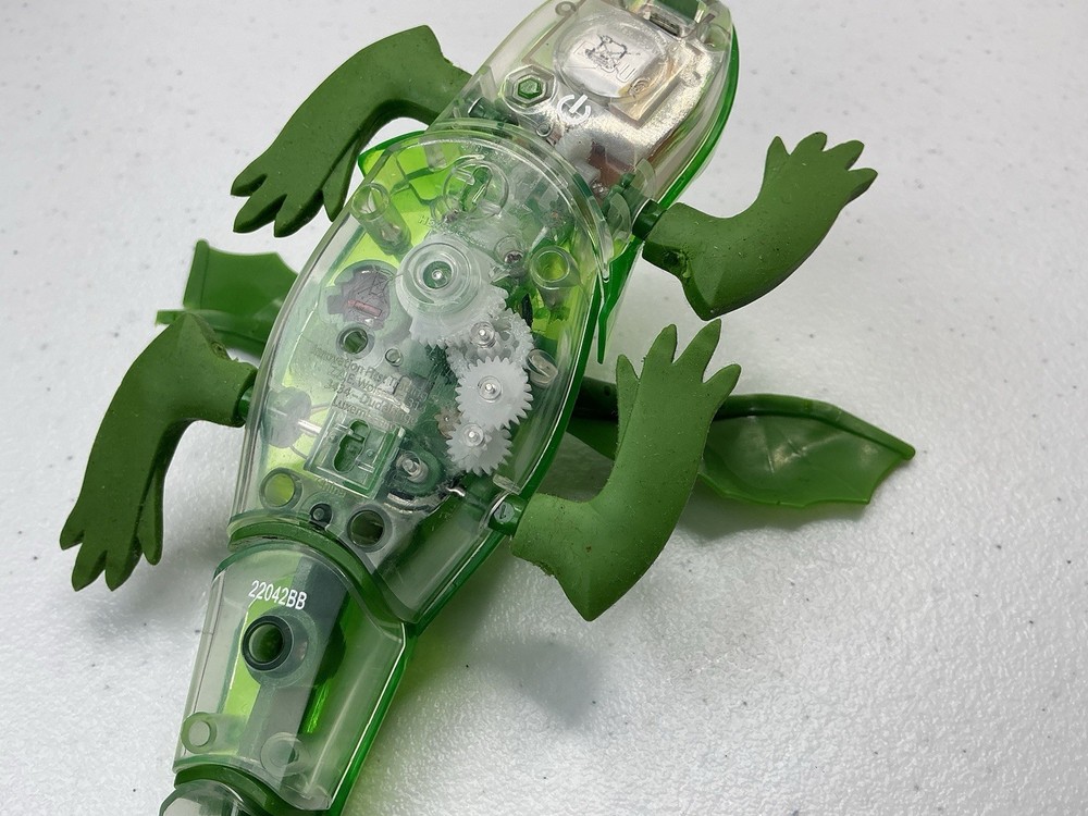 Hexbug Micro Robotic Creatures RC Dragon Remote Control Toy Green Creature Toy
