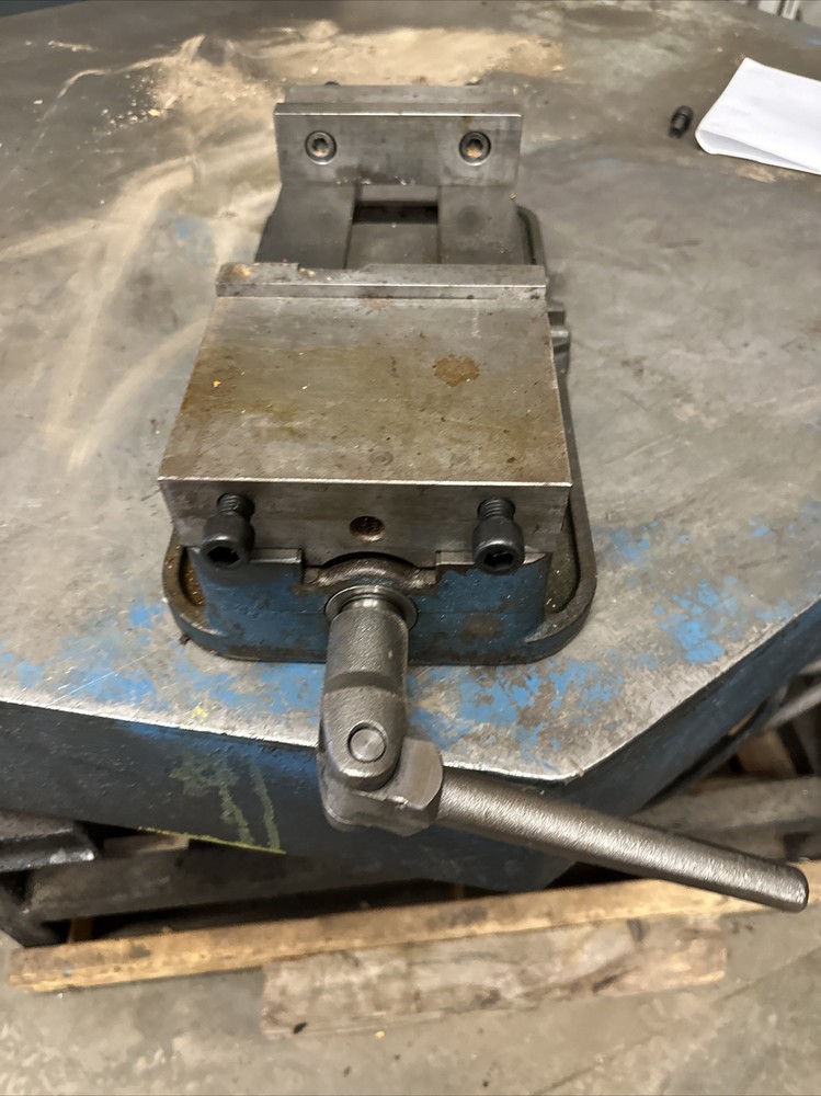 KURT ANGLOCK 6" MILLING MACHINE VISE - #D675 (dkurt2)