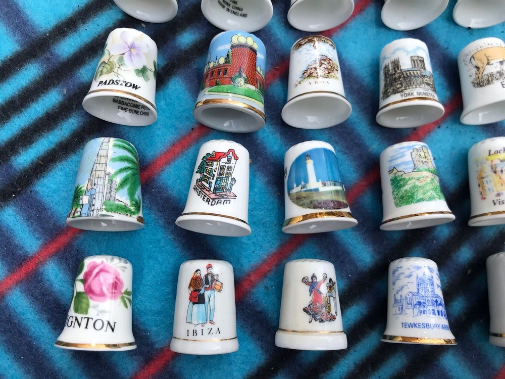 24x China Mixed Thimbles