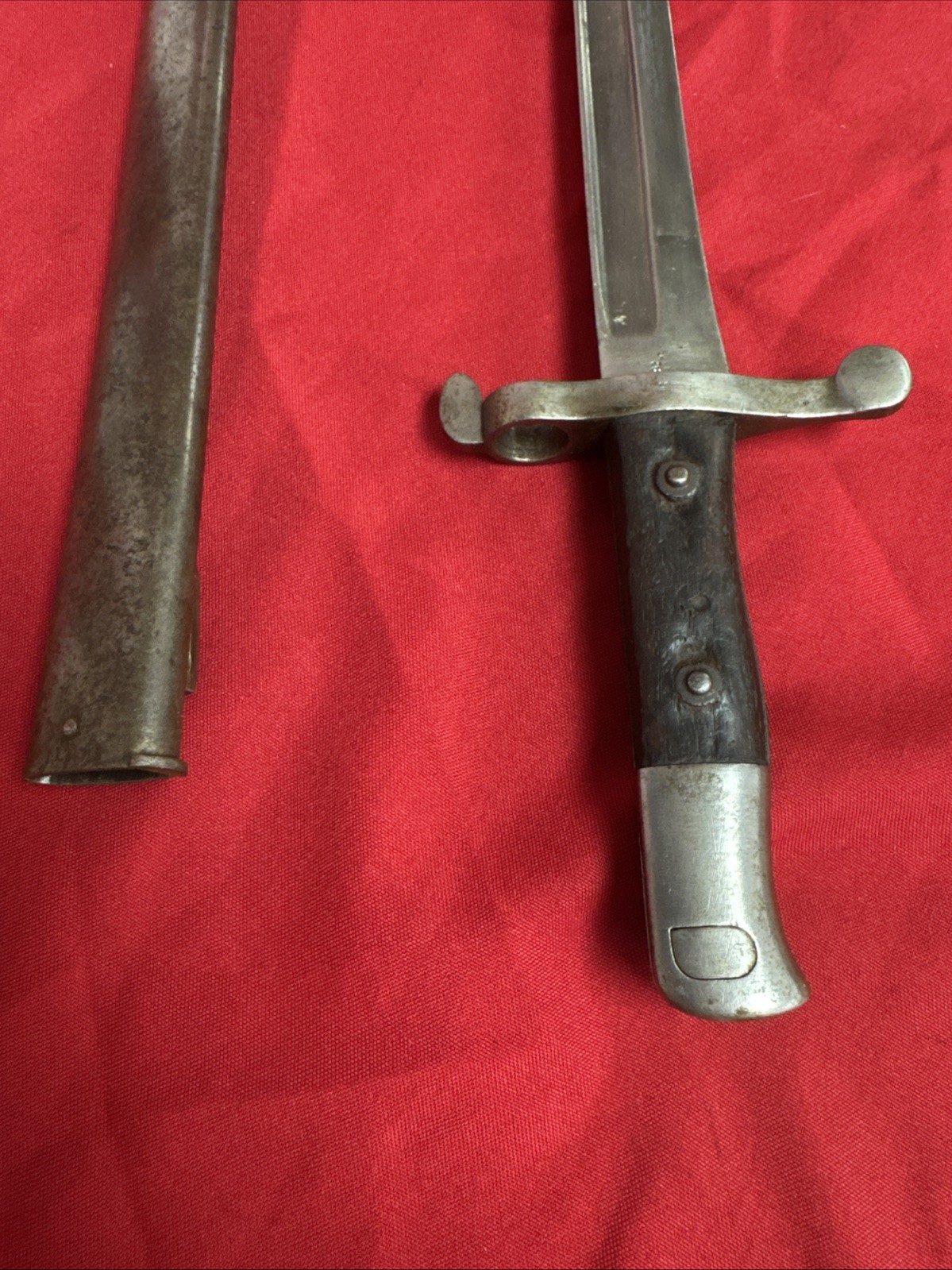 PORTUGUESE MODEL 1885 BAYONET WITH SCABBARD MARKED STEYR A946