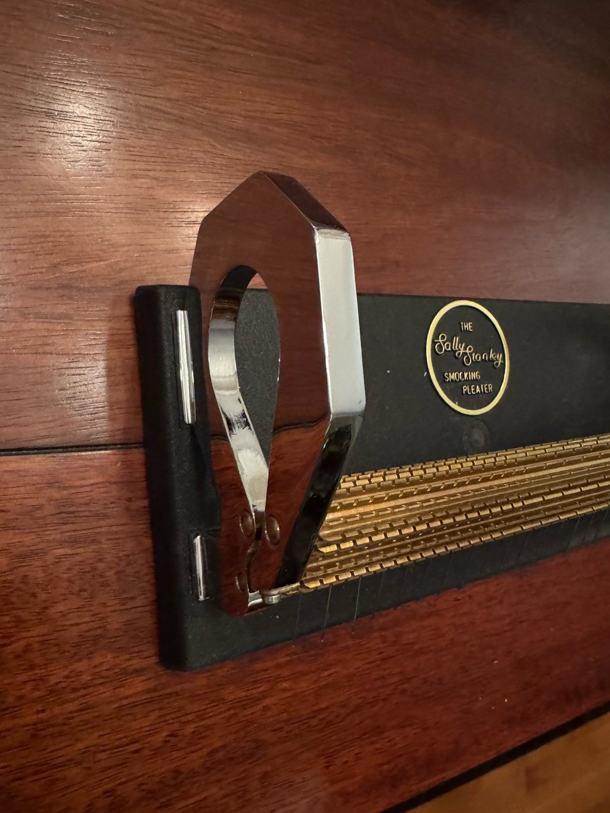 24 Needle Sally Stanley Smocking Pleater w/ All Accessories & Case South Africa