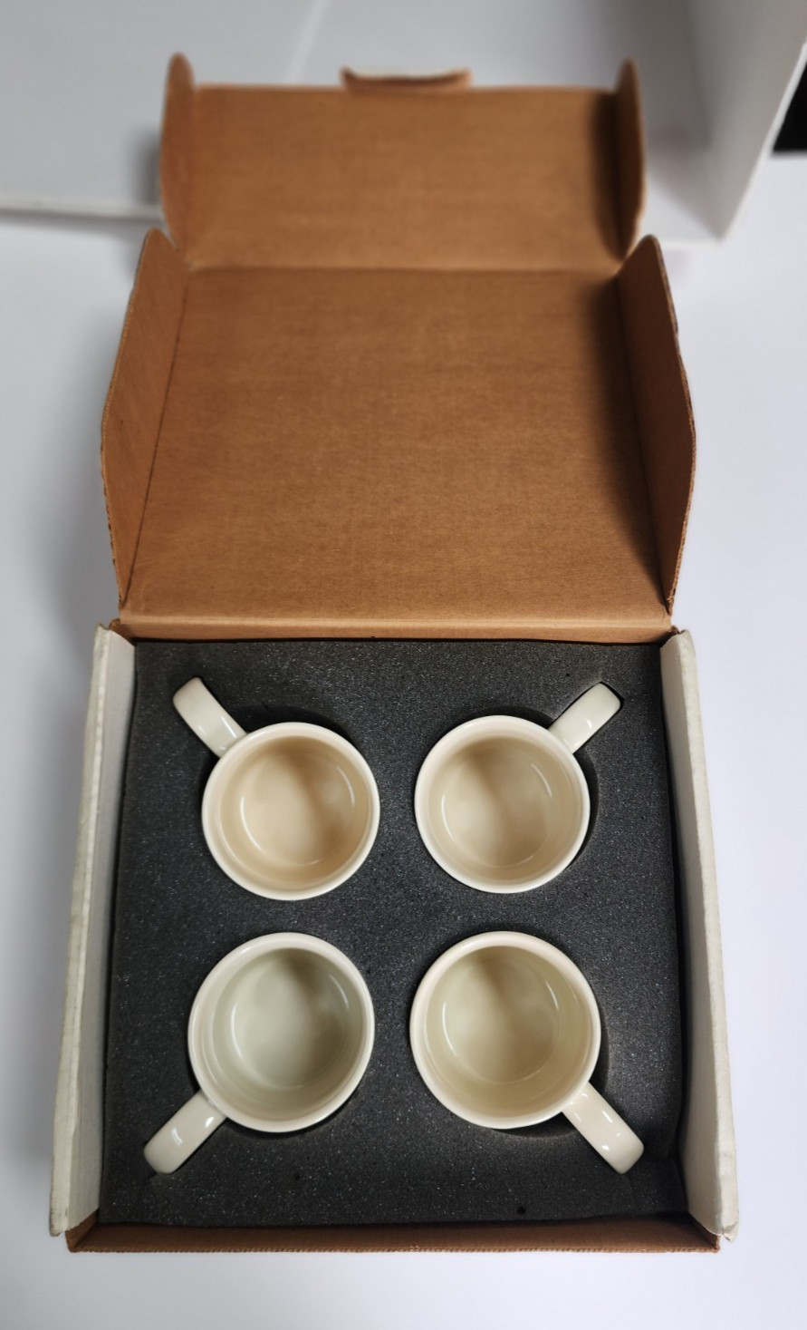 VTG Marlboro/Cowboy/Remington Art Ceramic COFFEE MUG SET OF 4 Cream