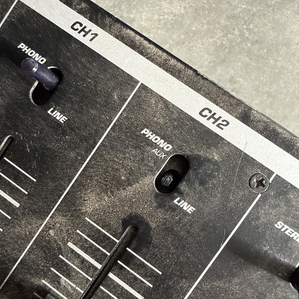 Numark DM 1090X Professional 19” DJ Mixer - 2 Knobs Missing Powers On