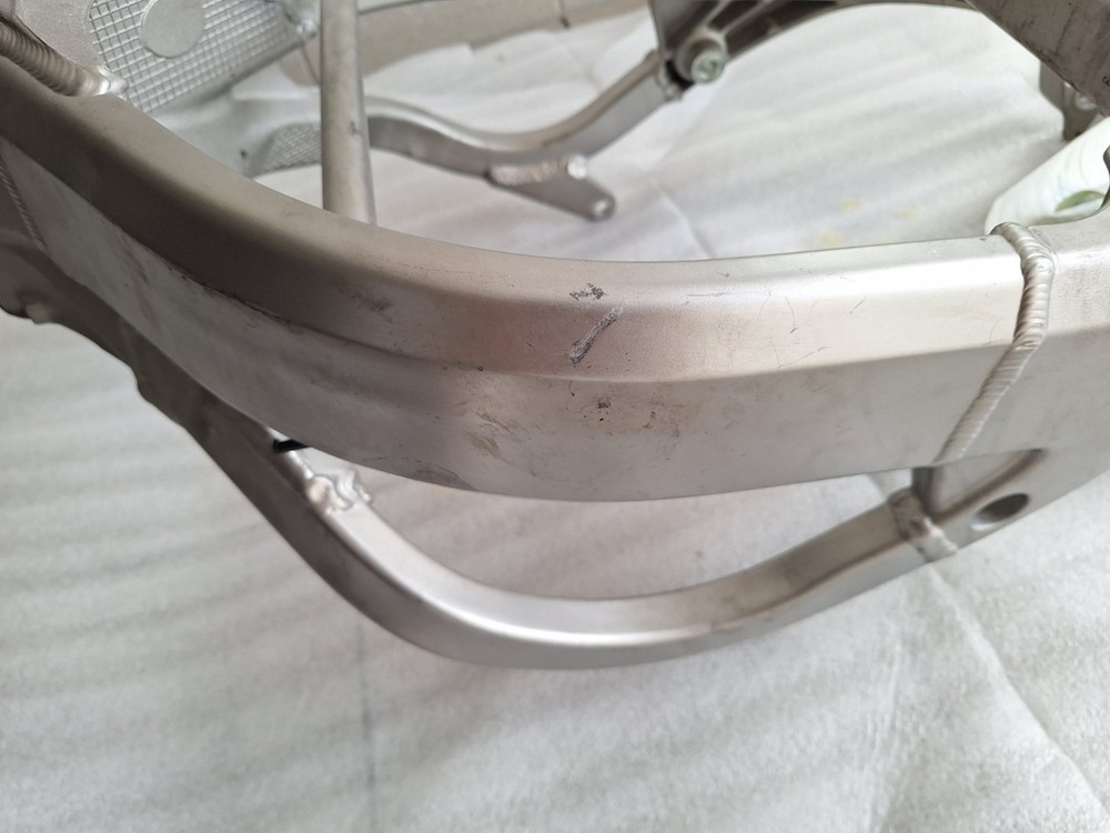 WB12. Honda CBR 600 F PC35 2001 Frame + Papers Document