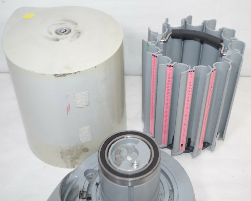 De La Rue Model: 5900 Automatic Coin Dispenser W/Key Untested READ