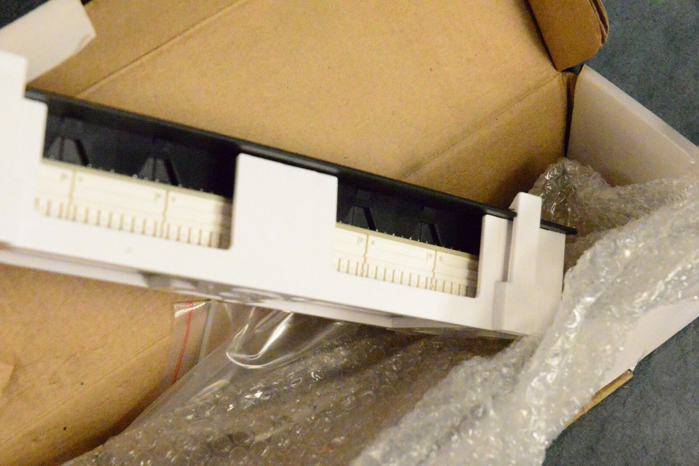 Monoprice Mini Patch Panel 12-Port Cat6 10 Inch Vertical