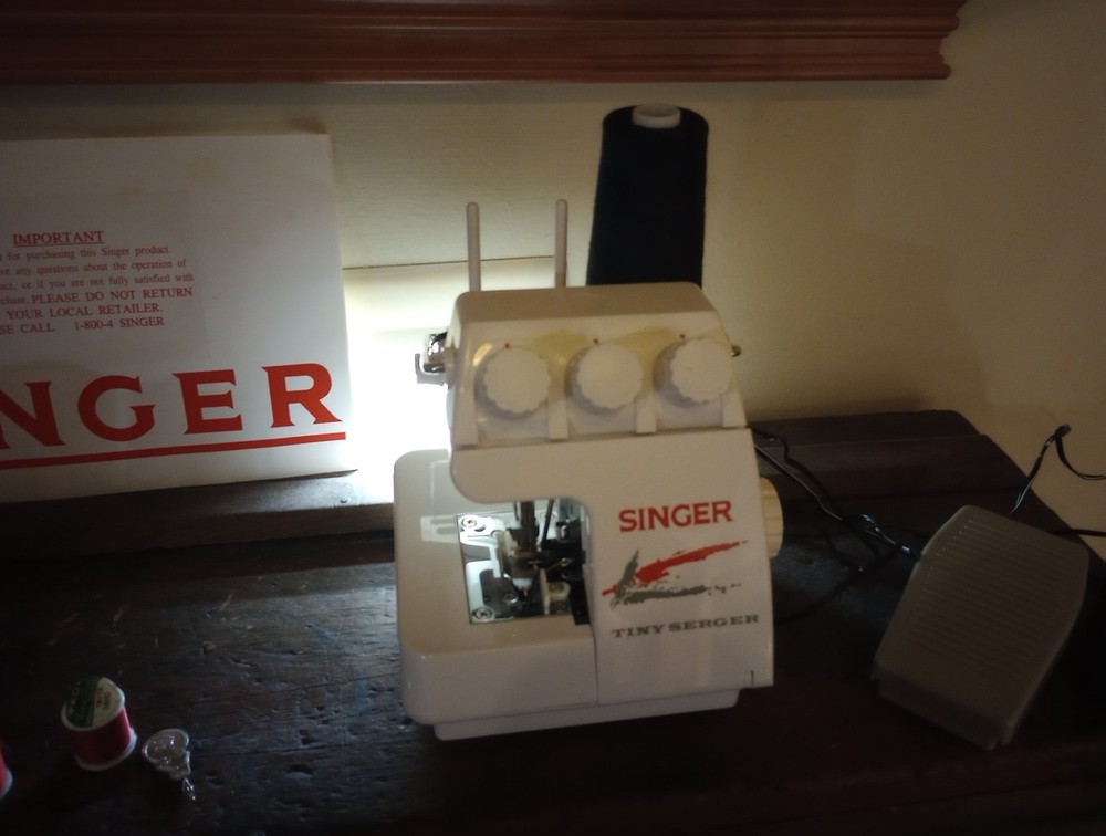 Singer TS-380 + Tiny Serger Machine W/ Box, Pedal, String, Manual (Please Read)