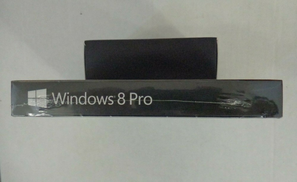 MICROSOFT WINDOWS 8 PRO FULL/ UPGRADE VERSION 64/32 (UNOPENED FACTORY SEALED)